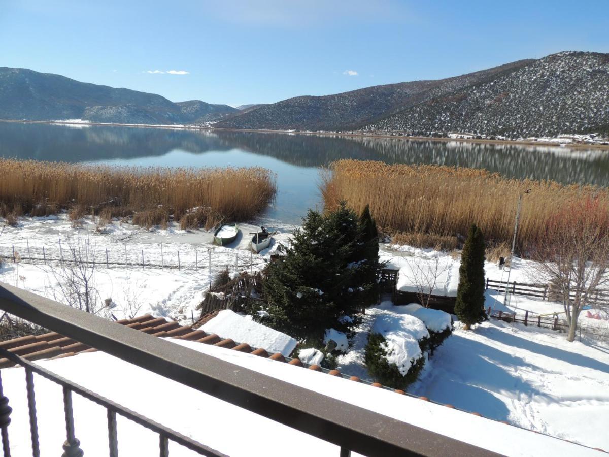 Prespes Lake View Family Apartment Florina Exterior foto